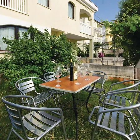 Lovely In Okrug Gornji With Wifi * Trogir